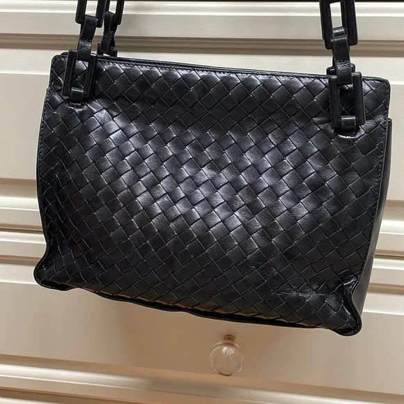 Black woven leather Bottega Veneta shoulder bag